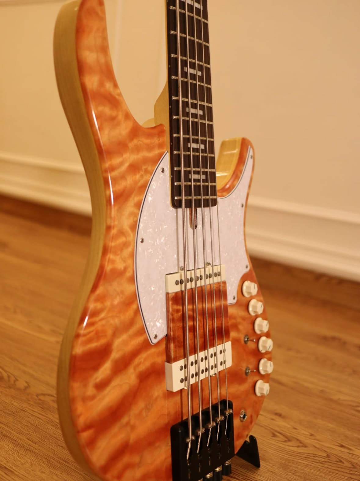Baboomin Custom shop