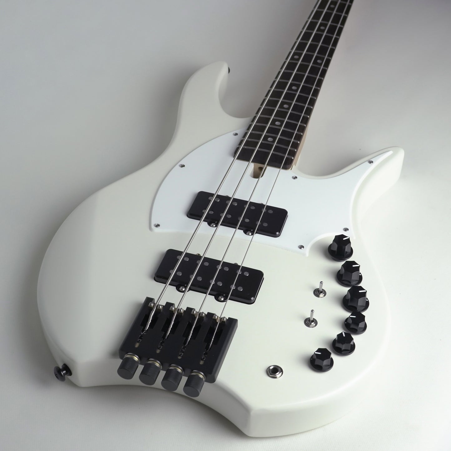 Baboomin Q-River 4-strings customize headless bass