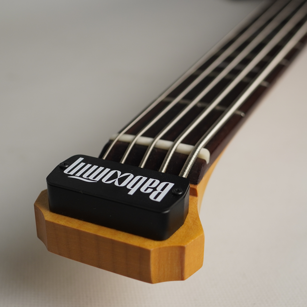 Baboomin Q-River Headcraft Super Headless Bass Customized