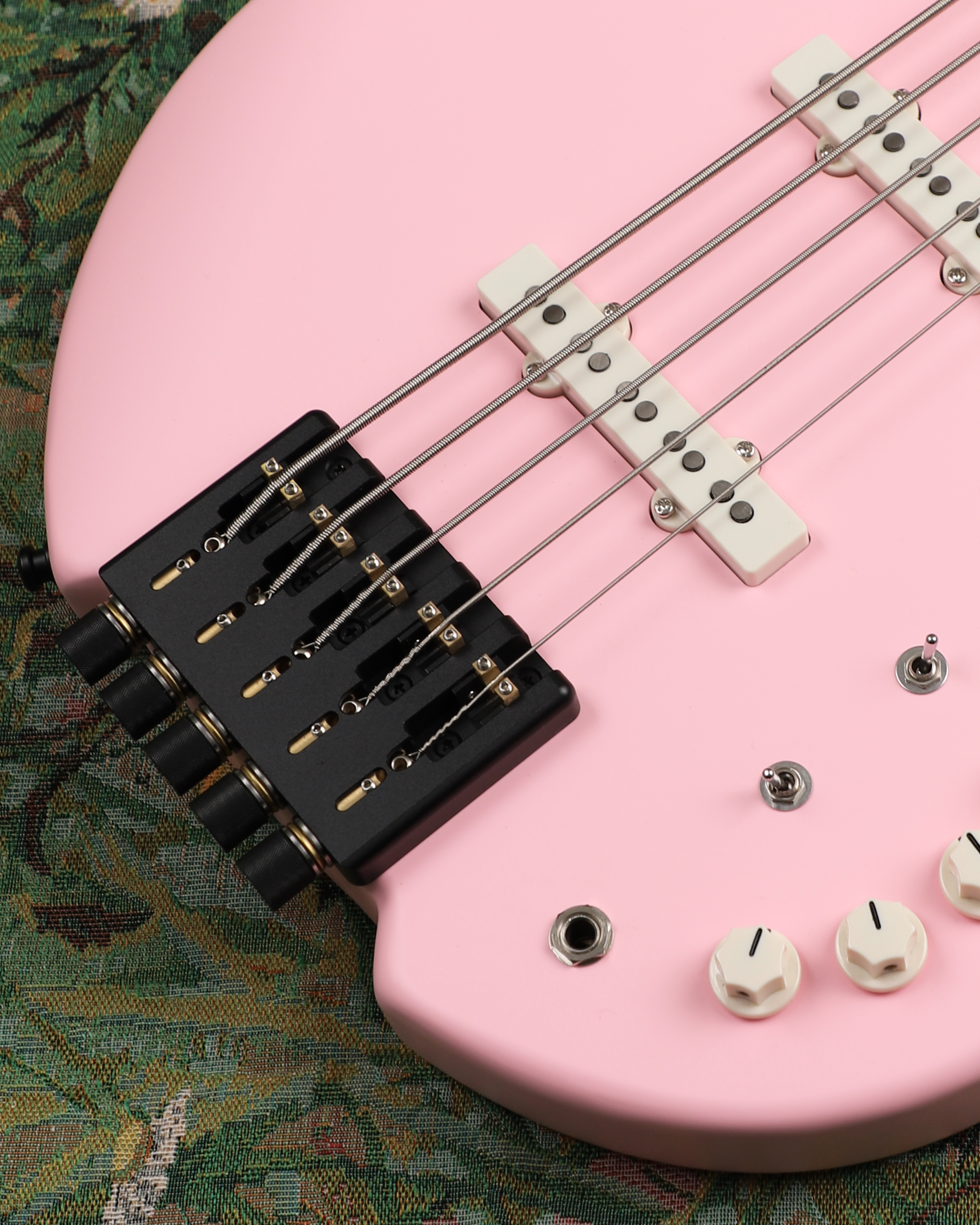 Baboomin Q-river-1 5 Strings Std Pink