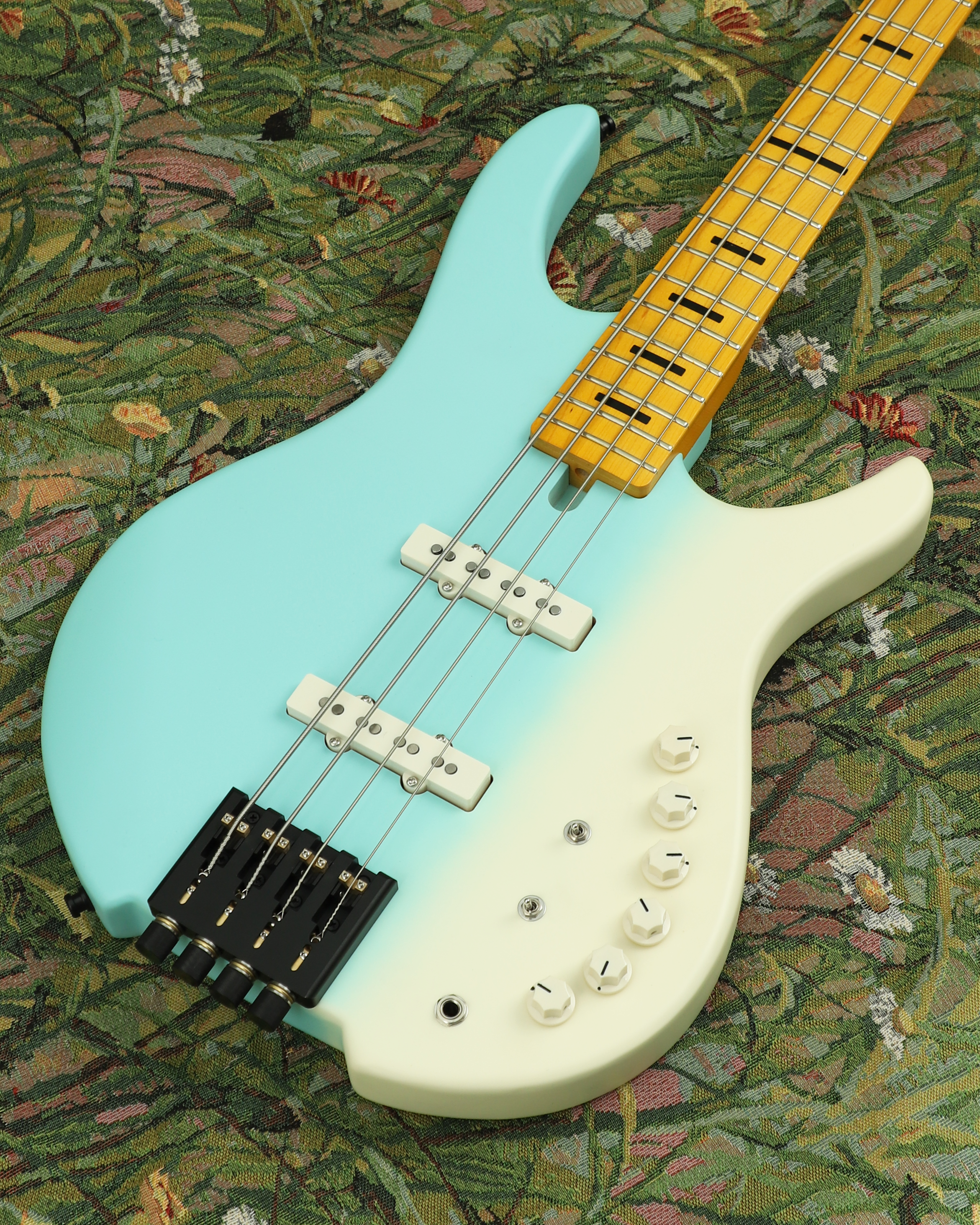 Baboomin Q-river 4 Strings Std Cloud Gradient